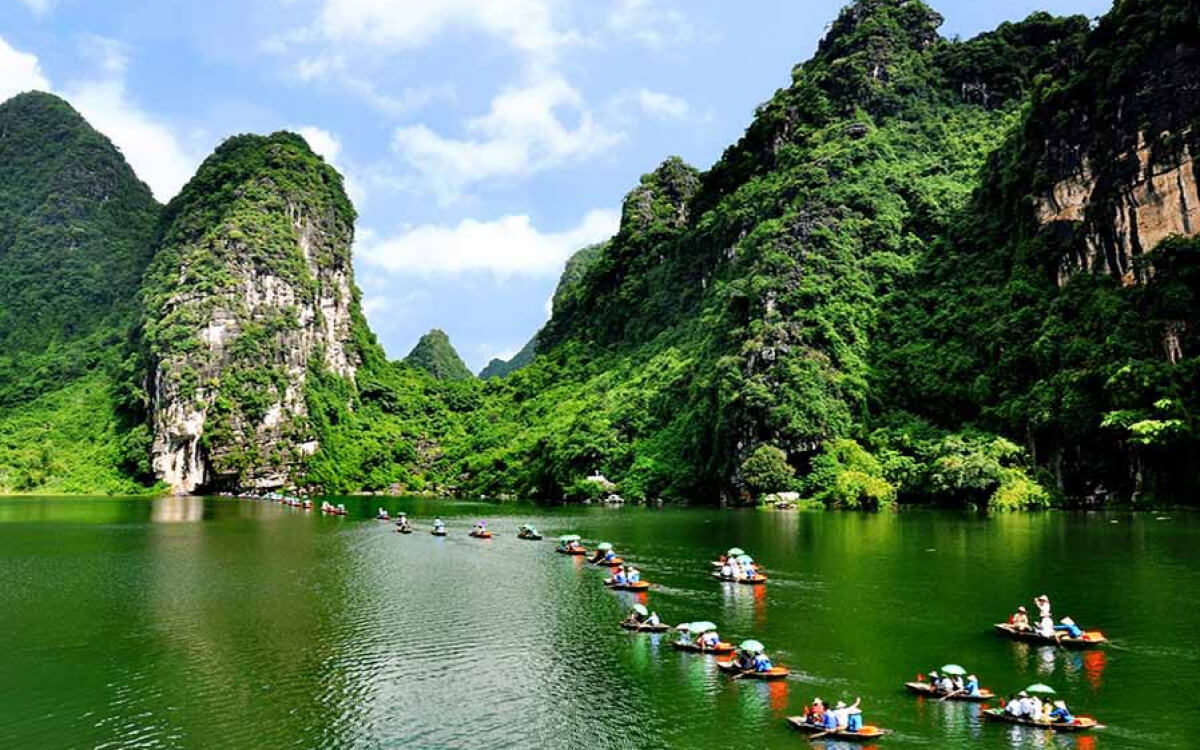 Giới thiệu đôi nét về khu du lịch Tràng An Ninh Bình